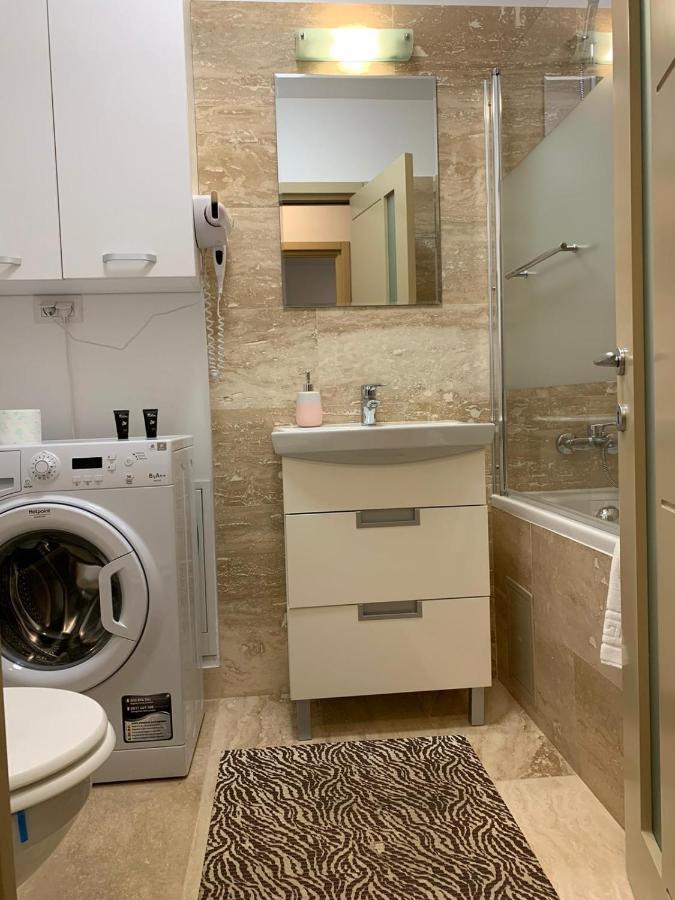Luxury Apartments Newton By Glam Iasi Eksteriør billede